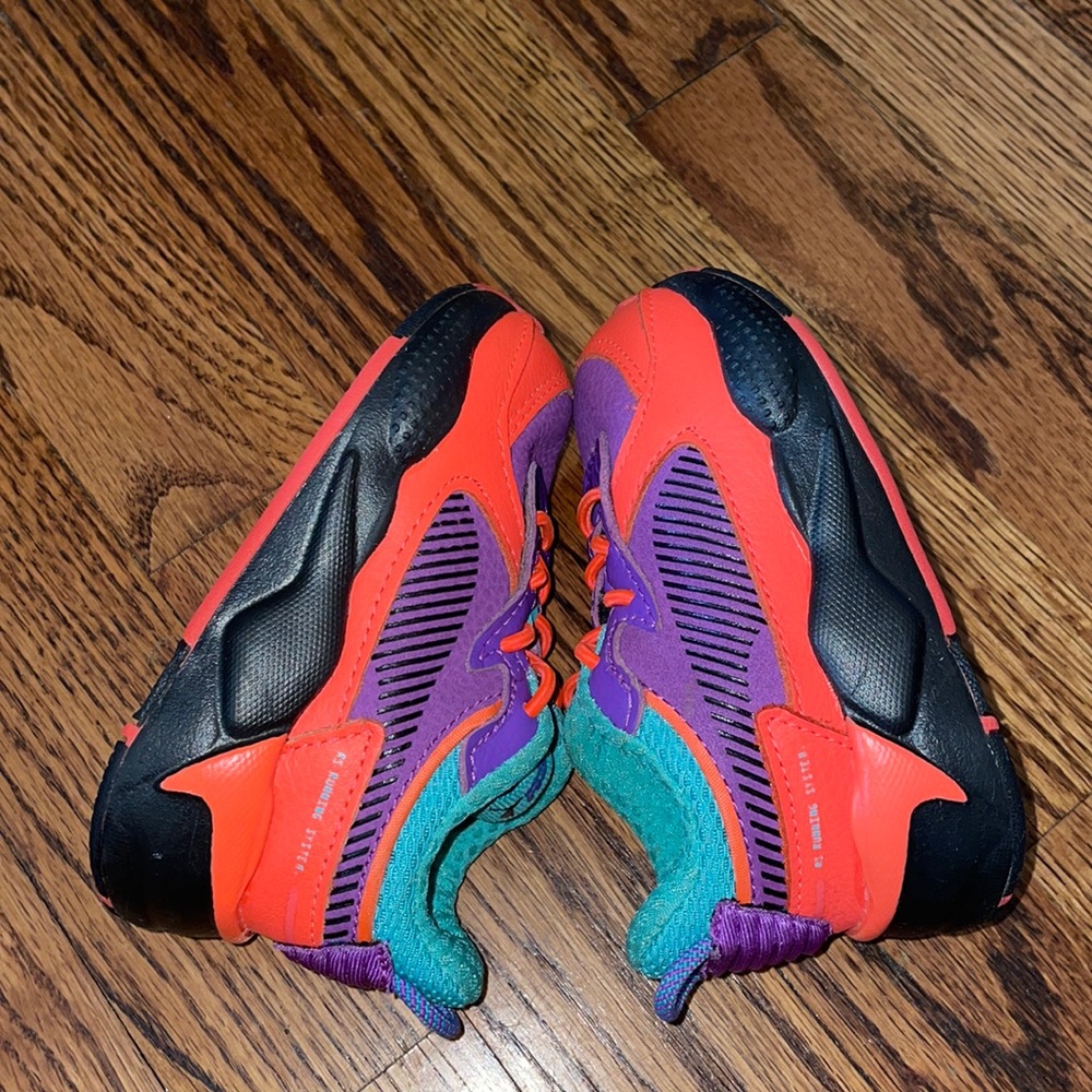 Gently used sneakers.